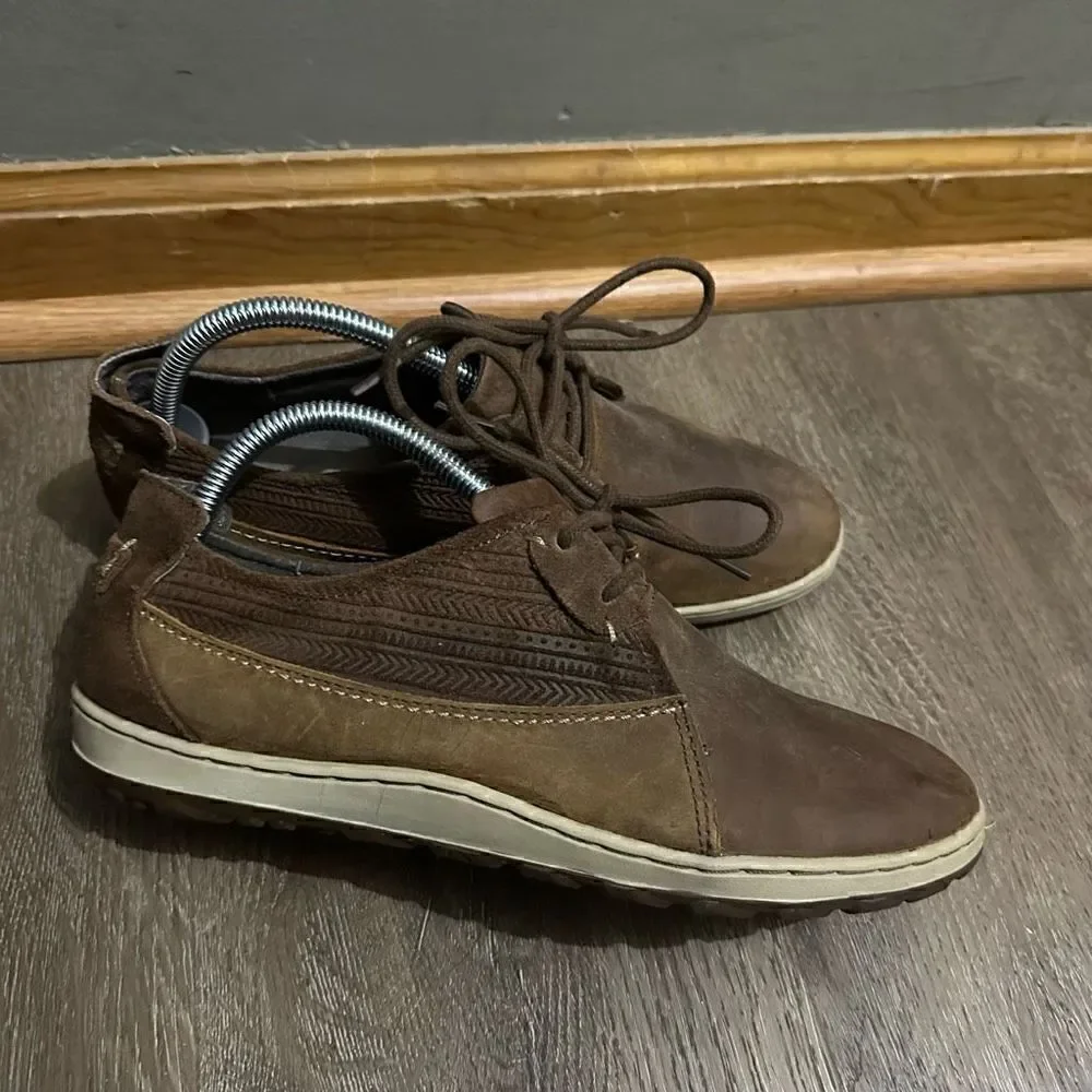 Merrell Ashland Tie Shoes Womens 8.5 Brown Nubuck Leather Comfort J42516